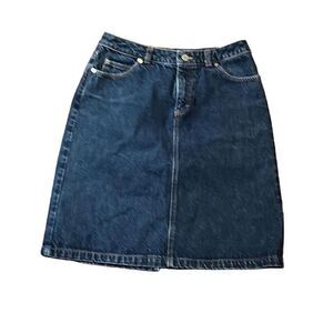 United ￼ colors of Benetton denim skirt, size small